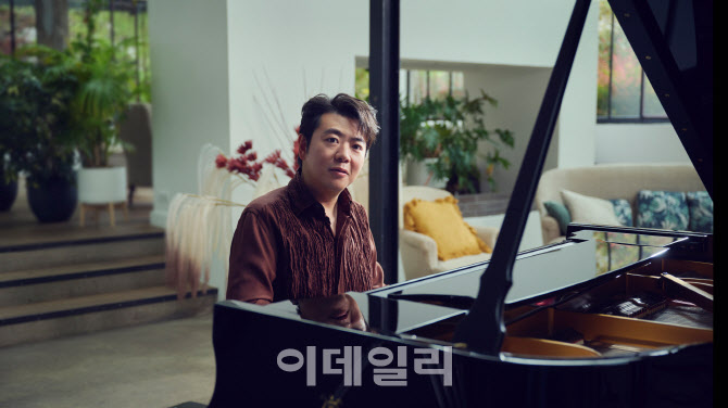 랑랑 "더 많은 이와 음악 나누고파…음악이 뭘 할 수 있는지 보여줄 것...