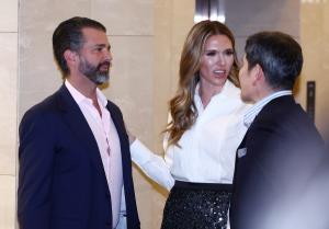 정용진 회장, 부인 한지희 플루티스트 데뷔 콘서트에 글로벌 VIP 총출동...